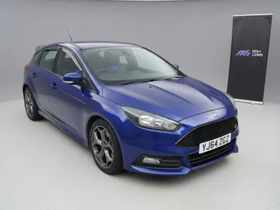 Begagnad Ford Focus ST 250 HK (183 kW) 2015 Blå Halvkombi