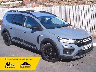 Used Dacia Jogger Extreme 110 HP (80 kW) 2023 Grey MPV