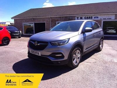 Used Vauxhall Grandland X S 130 HP (95 kW) 2019 Grey SUV