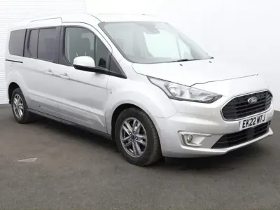 Used Ford Grand Tourneo Connect Titanium 120 HP (88 kW) 2022 Silver MPV