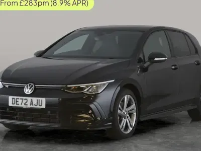 Second-hand VW Golf VIII R-line 150 CP (110 kW) 2023 Hatchback