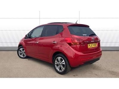 Used Kia Venga 123 HP (90 kW) 2017 Red Hatchback