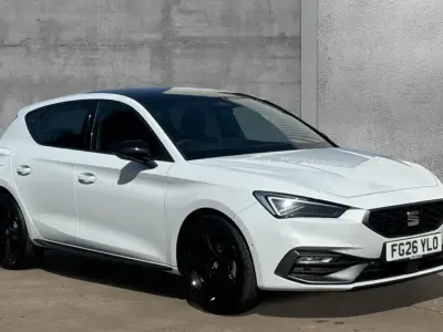 Used Seat Leon Black Edition 150 HP (110 kW) 2026 Metallic  glacial white Hatchback
