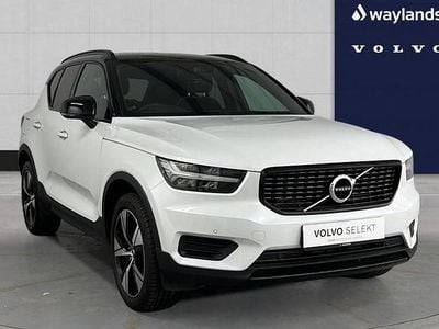 Used Volvo XC40 R-Design 208 HP (152 kW) 2021 White SUV