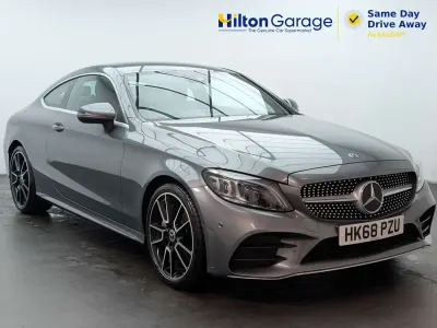 Usado Mercedes C300 AMG Line Premium 258 CV (189 kW) 2019 Gris Coupe