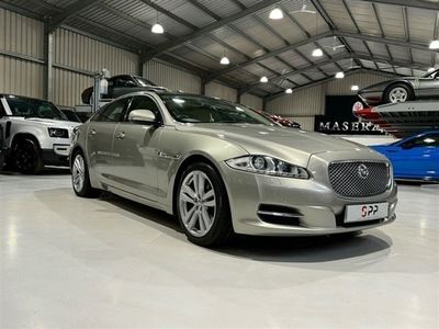 used Jaguar XJ Saloon (2010/60)3.0d V6 Premium Luxury 4d Auto