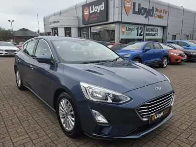 Used Ford Focus Titanium 120 HP (88 kW) 2019 Blue Hatchback