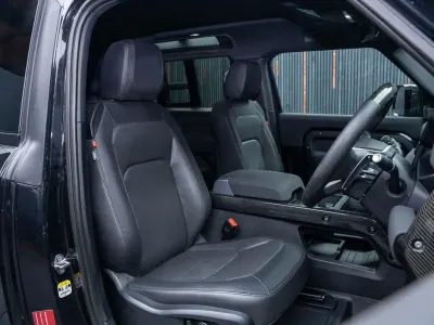 Used Land Rover Defender SE Dynamic 2022 Black SUV