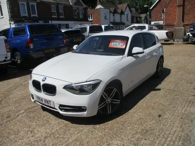 Used BMW 114 Sport Line 2014 White Hatchback
