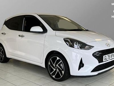 Käytetty Hyundai i10 Premium 79 HP (58 kW) 2025 Valkoinen Viistoperä
