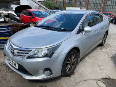 Used Toyota Avensis 124 HP (91 kW) 2013 Silver Sedan