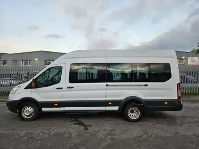 Usado Ford Transit 125 HP (91 kW) 2021 Branco