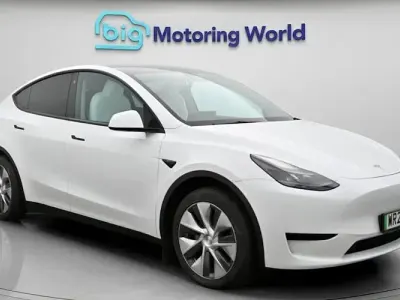 Used Tesla Model Y Standard Range 219 kW (299 HP) 2023 White SUV