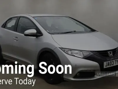 Begagnad Honda Civic SE Plus 120 HK (88 kW) 2014 Silver Halvkombi