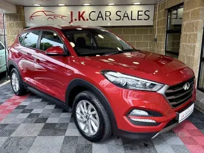 Used Hyundai Tucson SE 116 HP (85 kW) 2016 Red SUV
