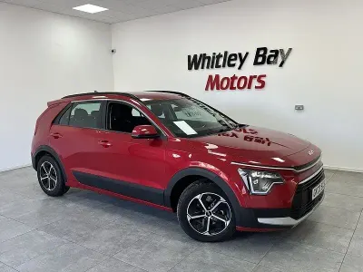 Used Kia Niro 139 HP (102 kW) 2022 Red SUV