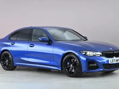 Used BMW 320 M Sport 184 HP (135 kW) 2021 Blue Sedan