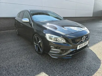 Used Volvo V60 R-Design 304 HP (223 kW) 2015 Black Estate