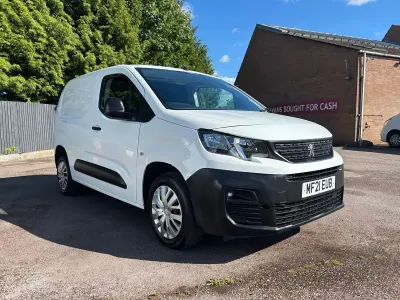 Used Peugeot Partner 2021 White MPV