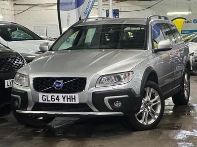 Silver Used 2015 Volvo XC70 SE Lux Estate | £13,995 (Fair price)