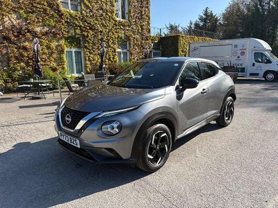 Usado Nissan Juke N-Connecta 114 HP (83 kW) 2023 Cinzento SUV