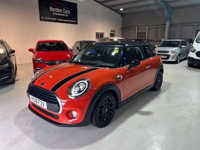 Usado Mini Cooper Hatch 2018 Naranja Utilitario