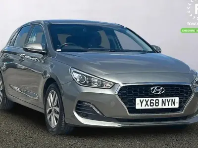 Used Hyundai i30 SE 120 HP (88 kW) 2020 Hatchback