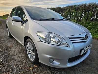 used Toyota Auris s 1.33 Dual VVTi TR 5dr Hatchback