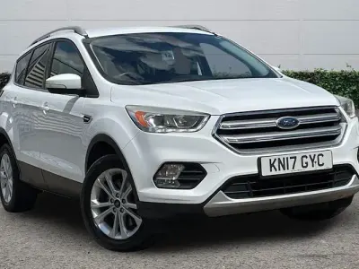Used Ford Kuga Titanium 150 HP (110 kW) 2017 White SUV