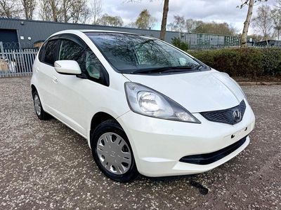 Used Honda Jazz 120 HP (88 kW) 2009 Silver Hatchback