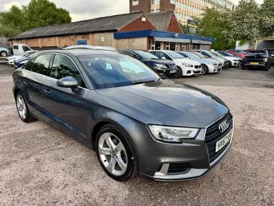 Begagnad Audi A3 Sport 2017 Grå Sedan