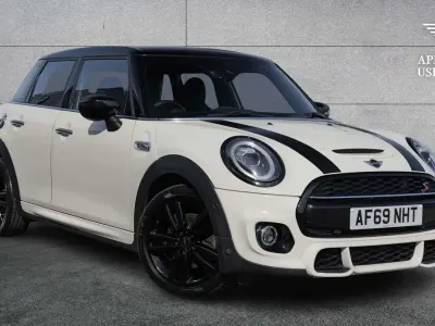 Used Mini Cooper S Hatch 189 HP (139 kW) 2019 White Hatchback