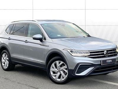 Used 2024 VW Tiguan Allspace Life SUV | £22,231 (Good price)