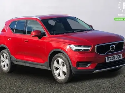 Used Volvo XC40 Momentum 163 HP (119 kW) 2020 Red SUV