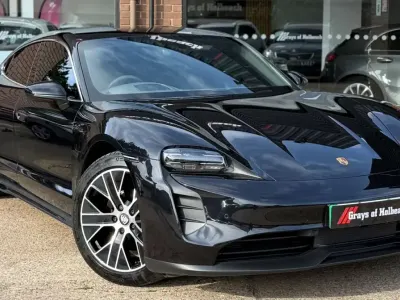 Usado Porsche Taycan Performance Package 419 kW (571 CV) 2022 Negro Berlina