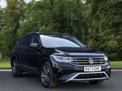 Used VW Tiguan Allspace Elegance 190 HP (139 kW) 2023 Black SUV