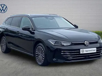 Used VW Passat Elegance 150 HP (110 kW) 2025 Black Estate