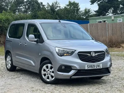 Used Vauxhall Combo S 130 HP (95 kW) 2019 Grey MPV