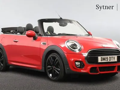 Used Mini Cooper Cabriolet Sport 134 HP (98 kW) 2019 Red Cabriolet