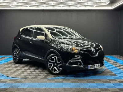 Used Renault Captur Dynamique 2017 Black/cream SUV