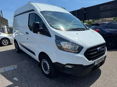 Used Ford Transit Custom 105 HP (77 kW) 2019 White Van