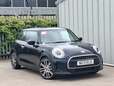 Used Mini Cooper Exclusive 136 HP (100 kW) 2021 Blue Hatchback