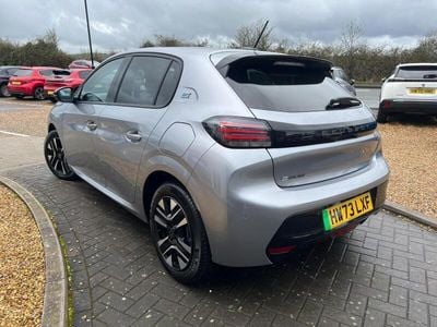 Peugeot e-208