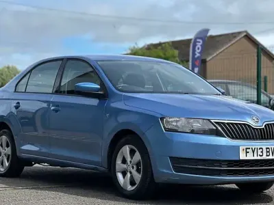 Used Skoda Rapid SE 122 HP (89 kW) 2013 Blue Hatchback