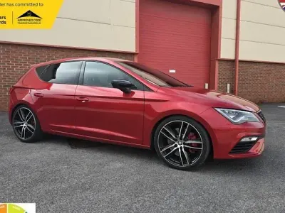 Used Seat Leon Cupra 290 290 HP (213 kW) 2019 Red Hatchback
