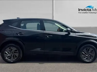 Used Nissan Qashqai Acenta Premium 140 HP (102 kW) 2023 Black SUV