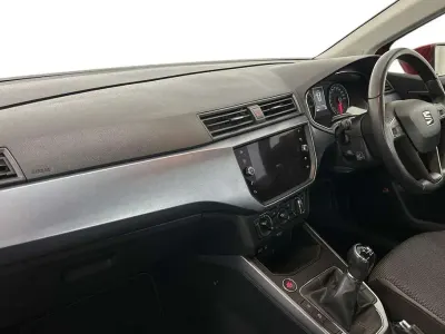 Używany Seat Arona SE Technology 113 KM (83 kW) 2019 Czerwony SUV