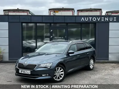 Gebraucht Skoda Superb SE Technology 150 PS (110 kW) 2018 Grau Kombi
