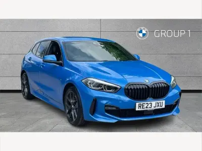 Używany BMW 118 M Sport 136 KM (100 kW) 2023 Niebieski Hatchback