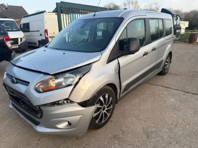 Used Ford Tourneo Connect Zetec 2017 Silver MPV